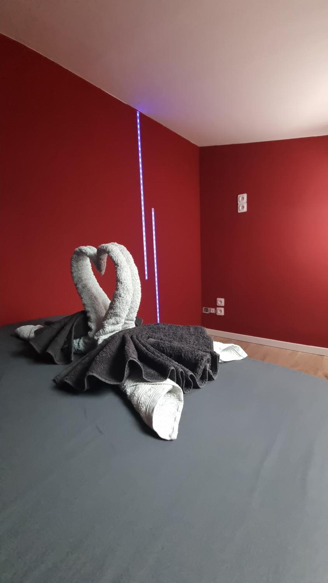 Appartement Romantique Climatise Belorizon - 30 Min De La Mer Pignans Extérieur photo